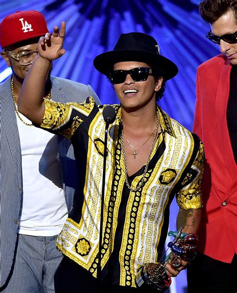 camisa versace bruno mars|Bruno Mars Versace ring.